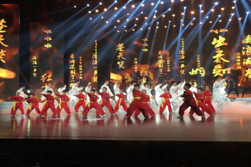 乐天堂官网集团举办职工文艺汇演