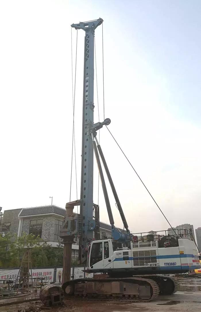 批量交车！华南区域旋挖钻战略客户一行到访乐天堂官网重装