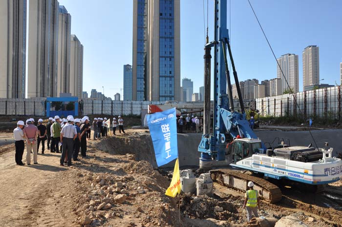 金秋送爽！乐天堂官网重装YTR300Dmax旋挖钻机大连推介会隆重召开