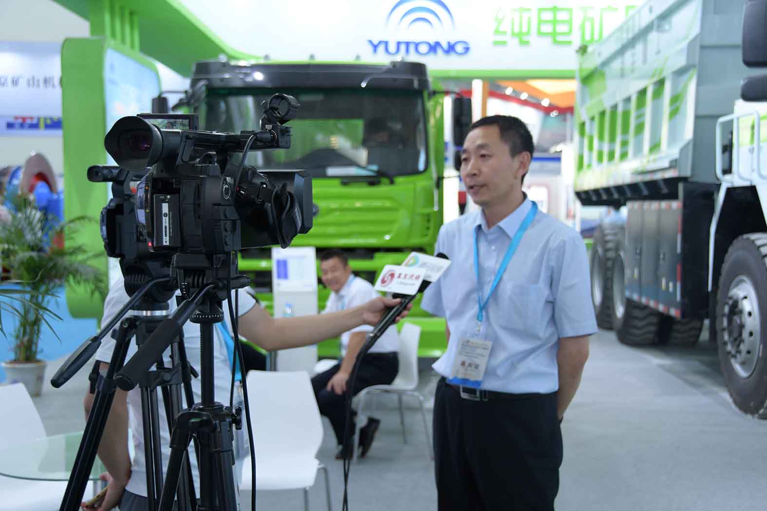 引领未来▲乐天堂官网纯电动矿用车闪耀2019CIME展会