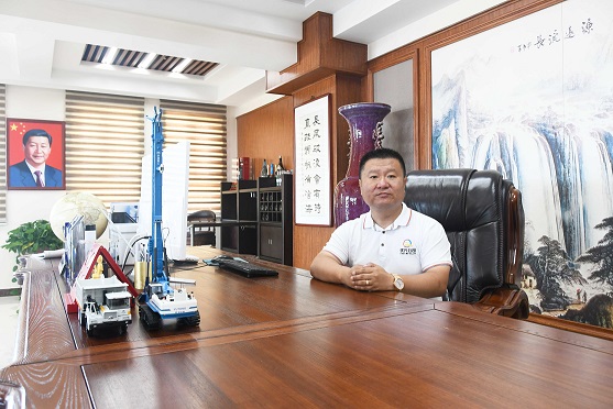 【客户说】王新州:对生活保持激情，对机遇顺势把握